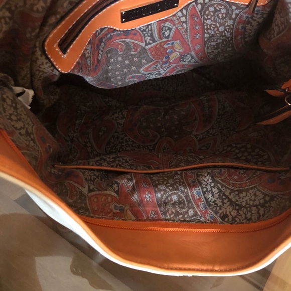 Fun purse. - Picture 3 of 3